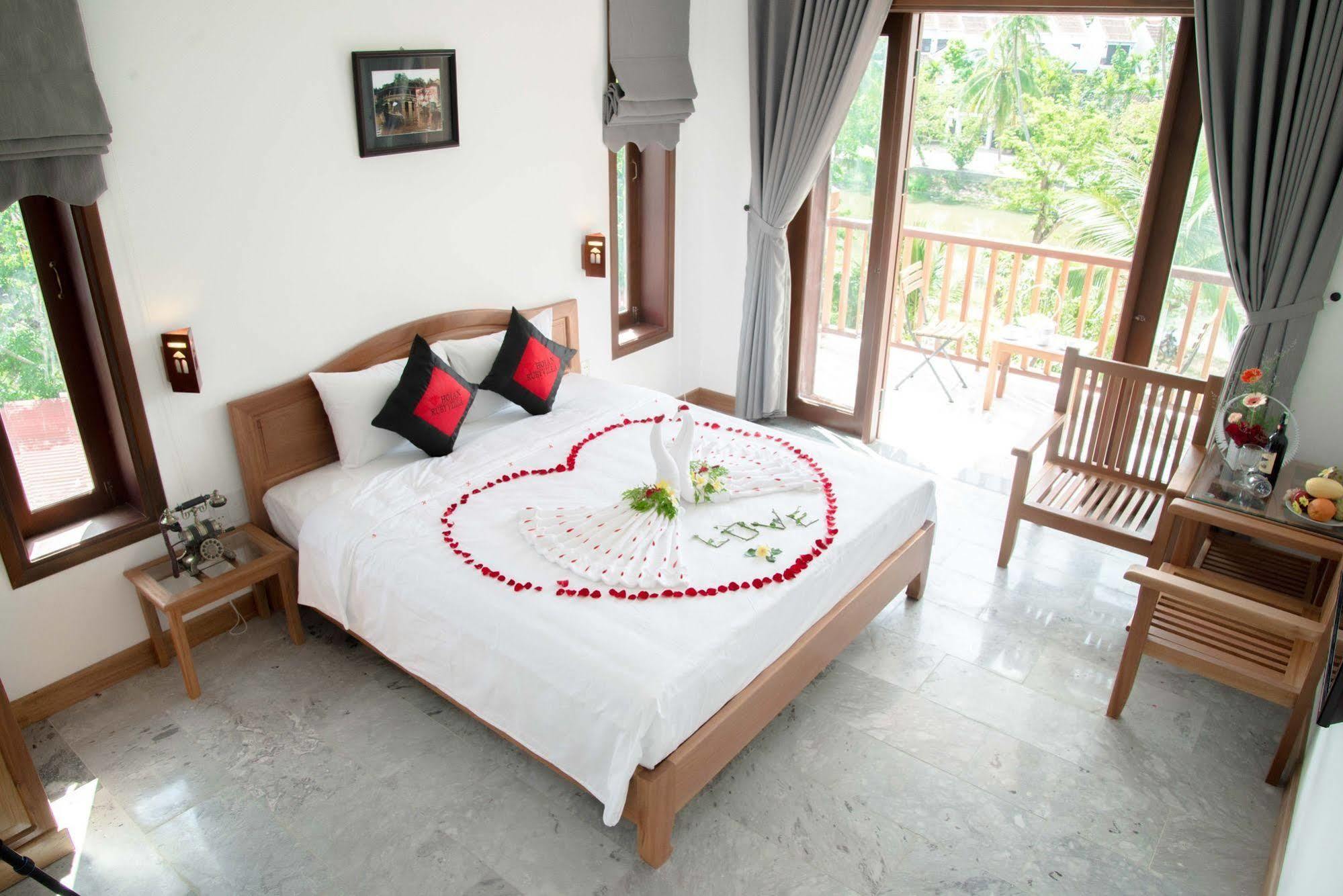 Ruby Hotel Χόι Αν Εξωτερικό φωτογραφία